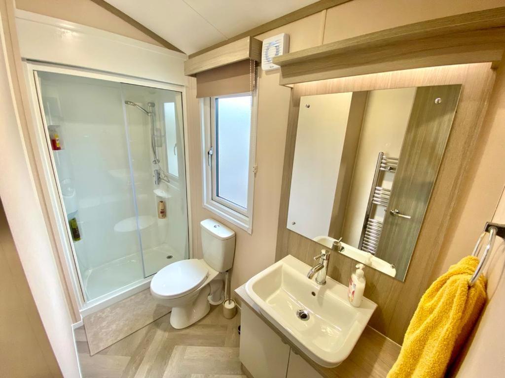 The Lodge Selsey Ngoại thất bức ảnh